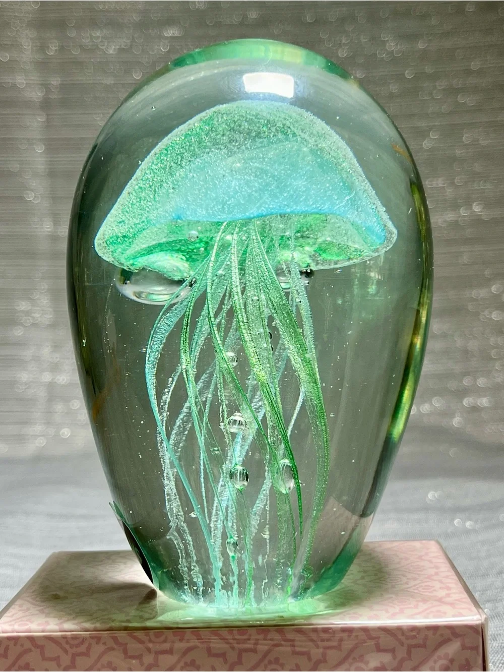 Jelly Fish Hand Blown Glass Paperweight Glow in Dark Beautiful Ocean Colors